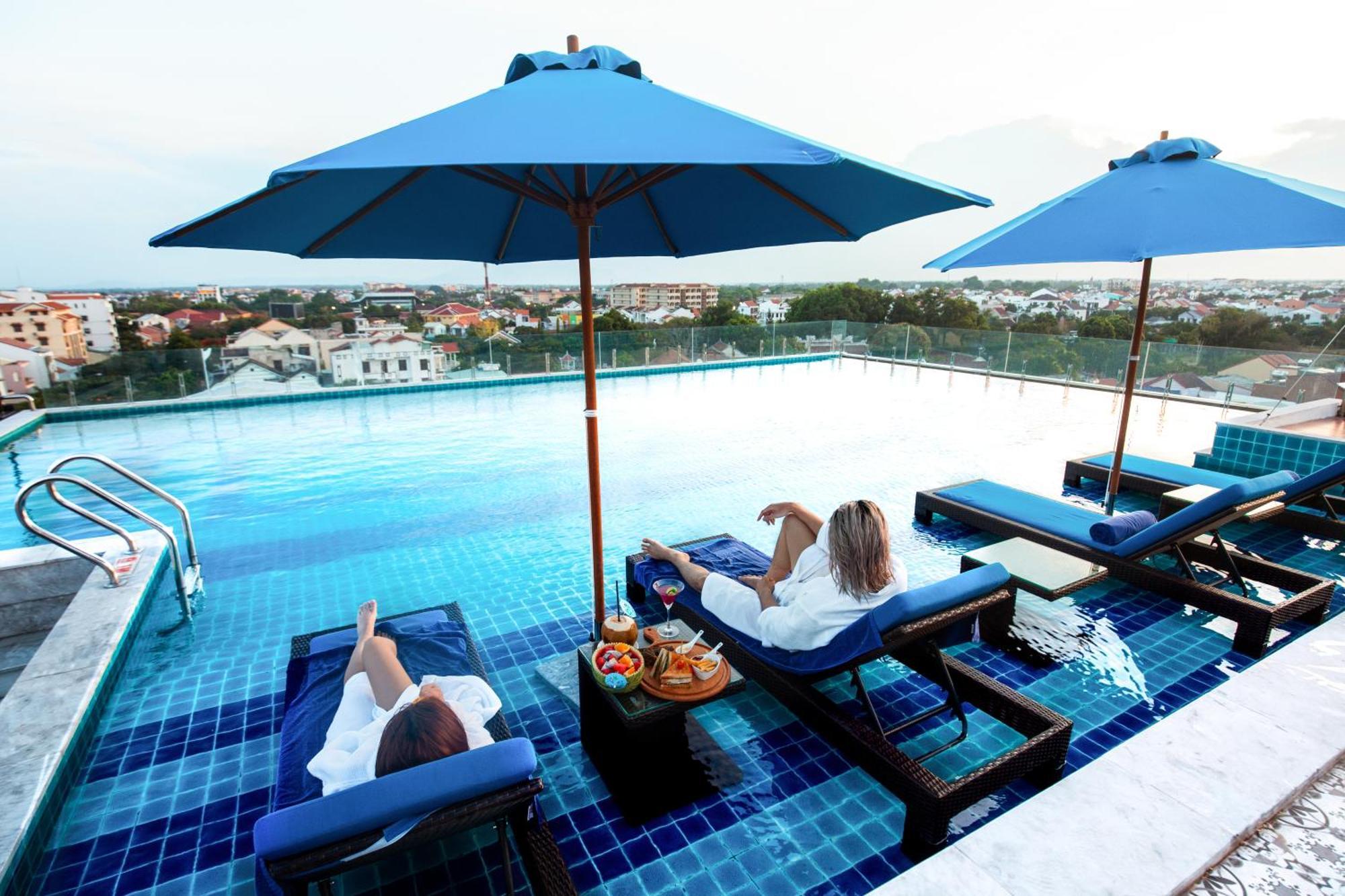 Qualia De Hotel Hoi An - Rooftop Bar City View Exterior photo