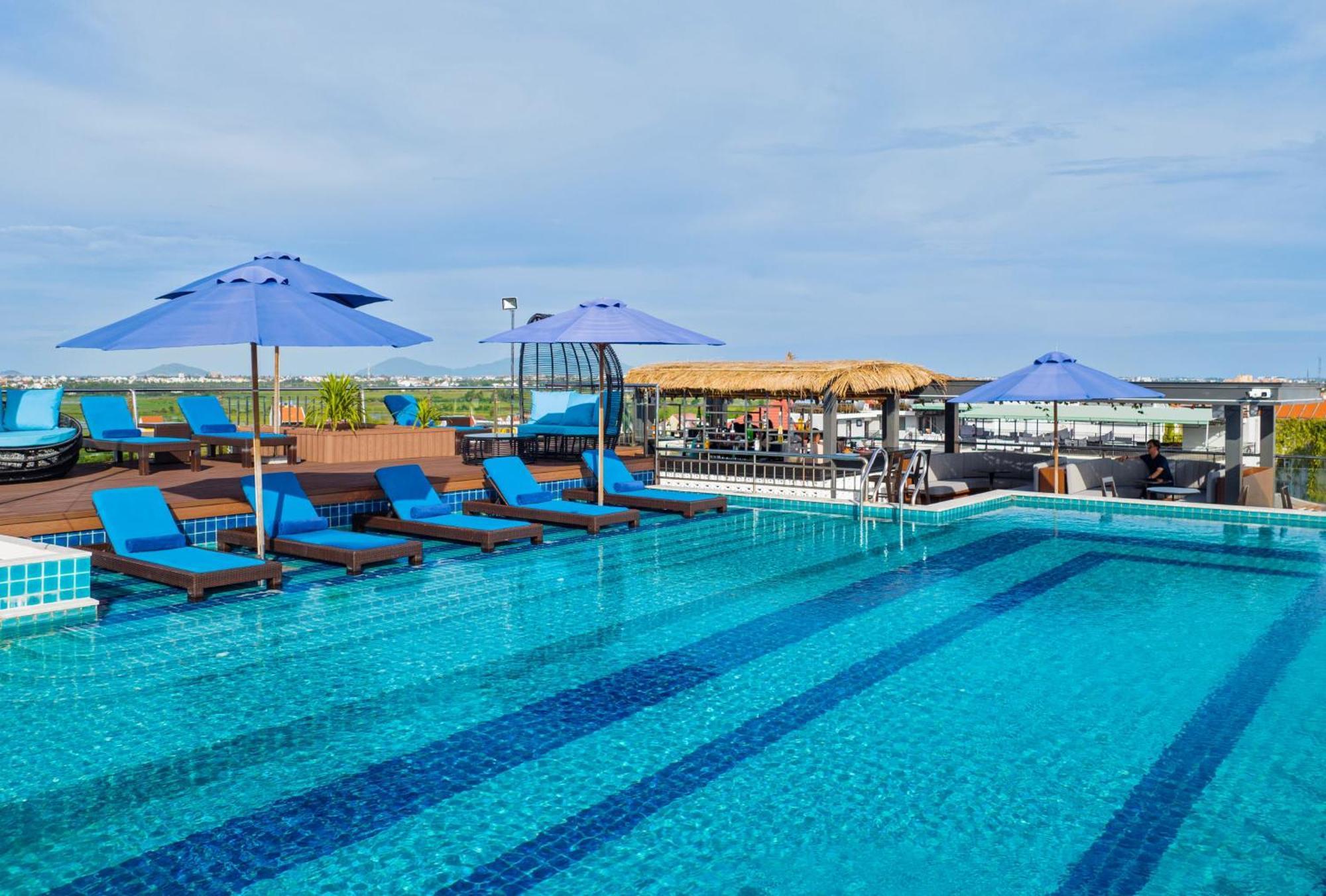Qualia De Hotel Hoi An - Rooftop Bar City View Exterior photo